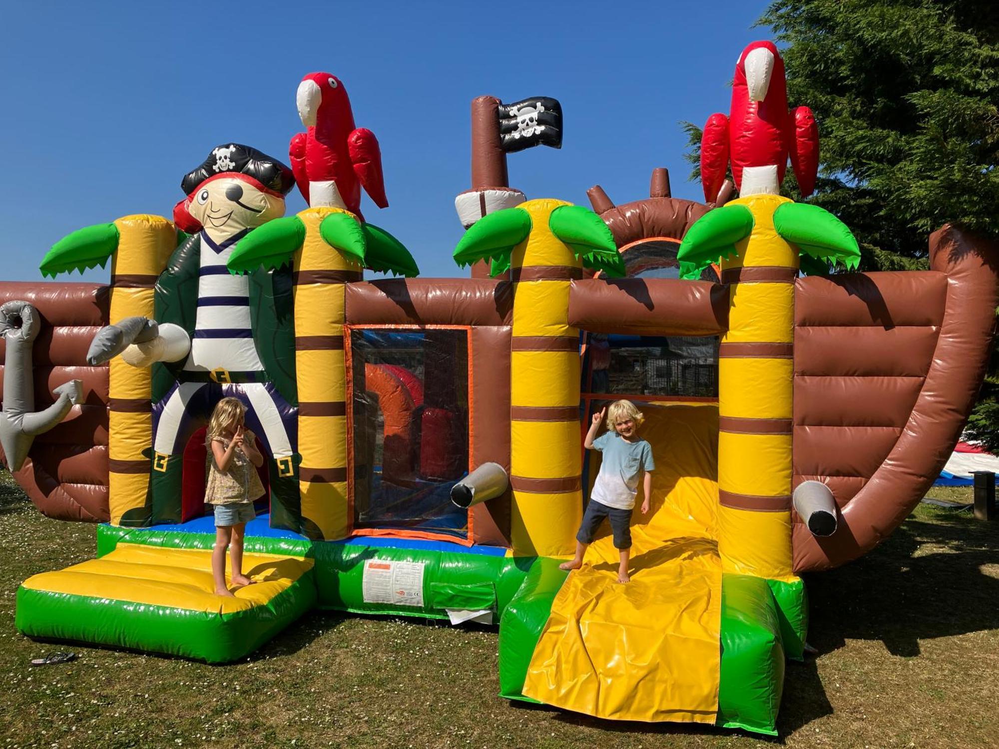 Camping Le Rivage Quettehou Exterior photo