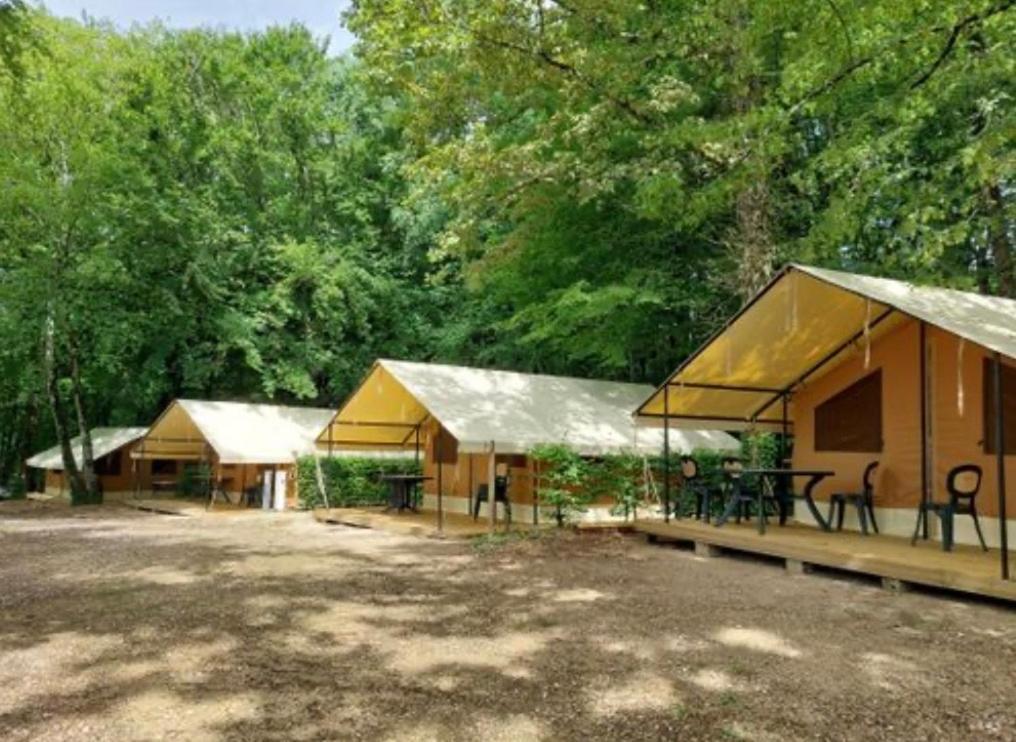 Camping Le Rivage Quettehou Exterior photo