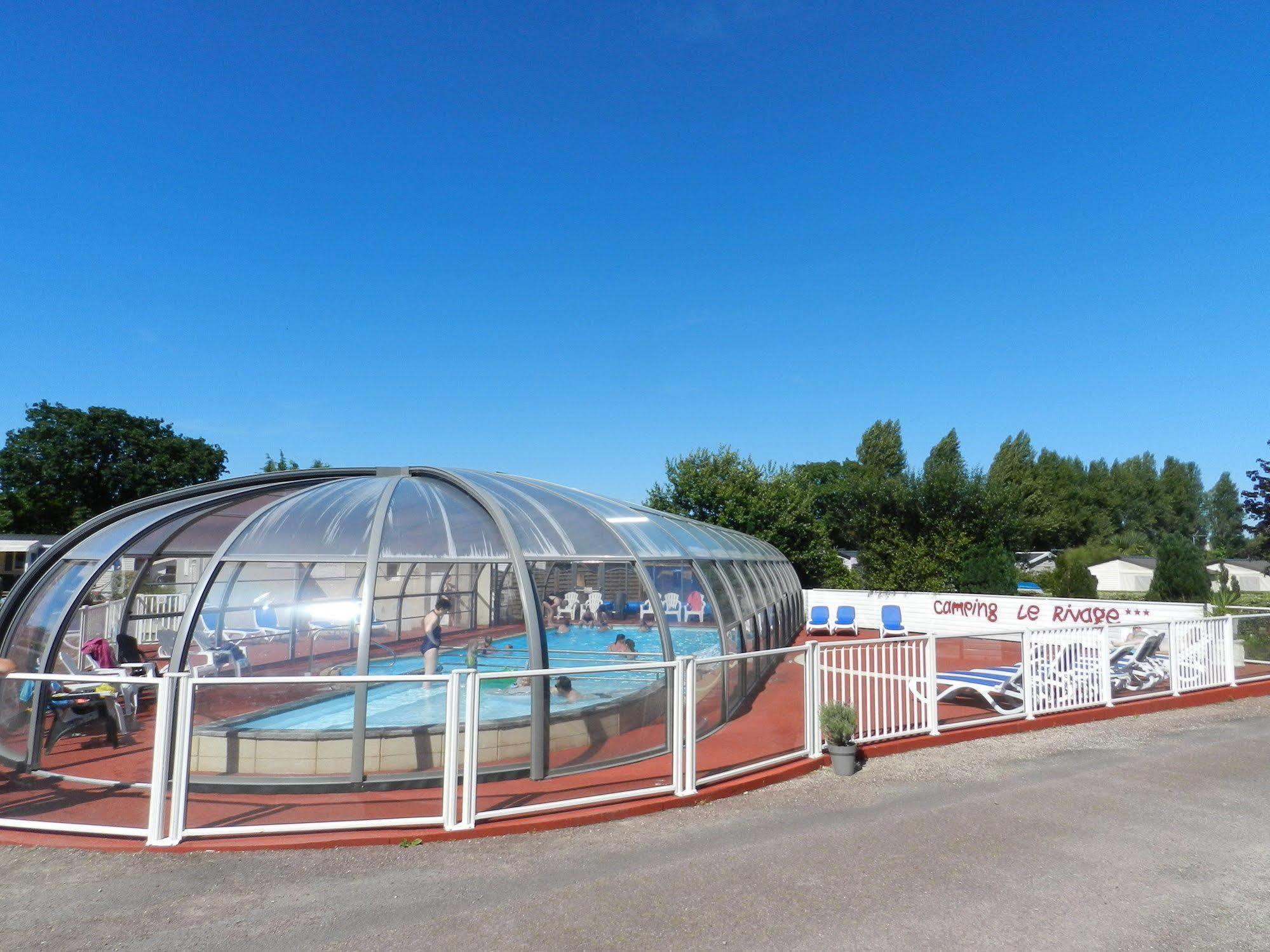 Camping Le Rivage Quettehou Exterior photo